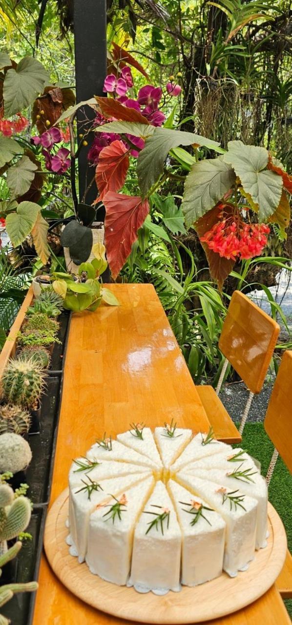 Homdoiintr Farmstay ฮ่อมดอยอินทร์ ฟาร์มสเตย์ Ban Huai Kaeo Exterior foto